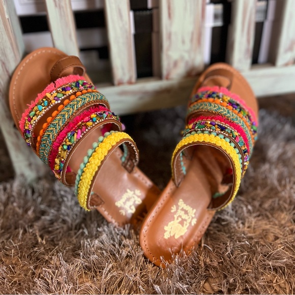 Neon Lively Boho Camel Threads Sandals ✨ - Picture 4 of 4